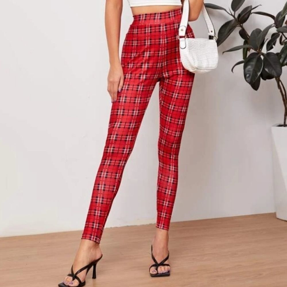 💕5/$18 Tartan skinny pants